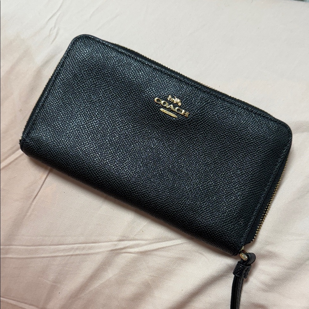 Coach Black Textured Leather Zip Wallet